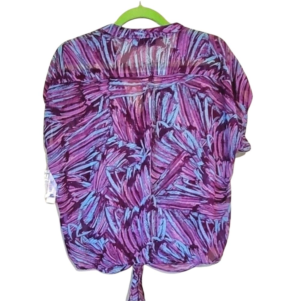 A.N.A semi sheer womens blouse. - Picture 4 of 4